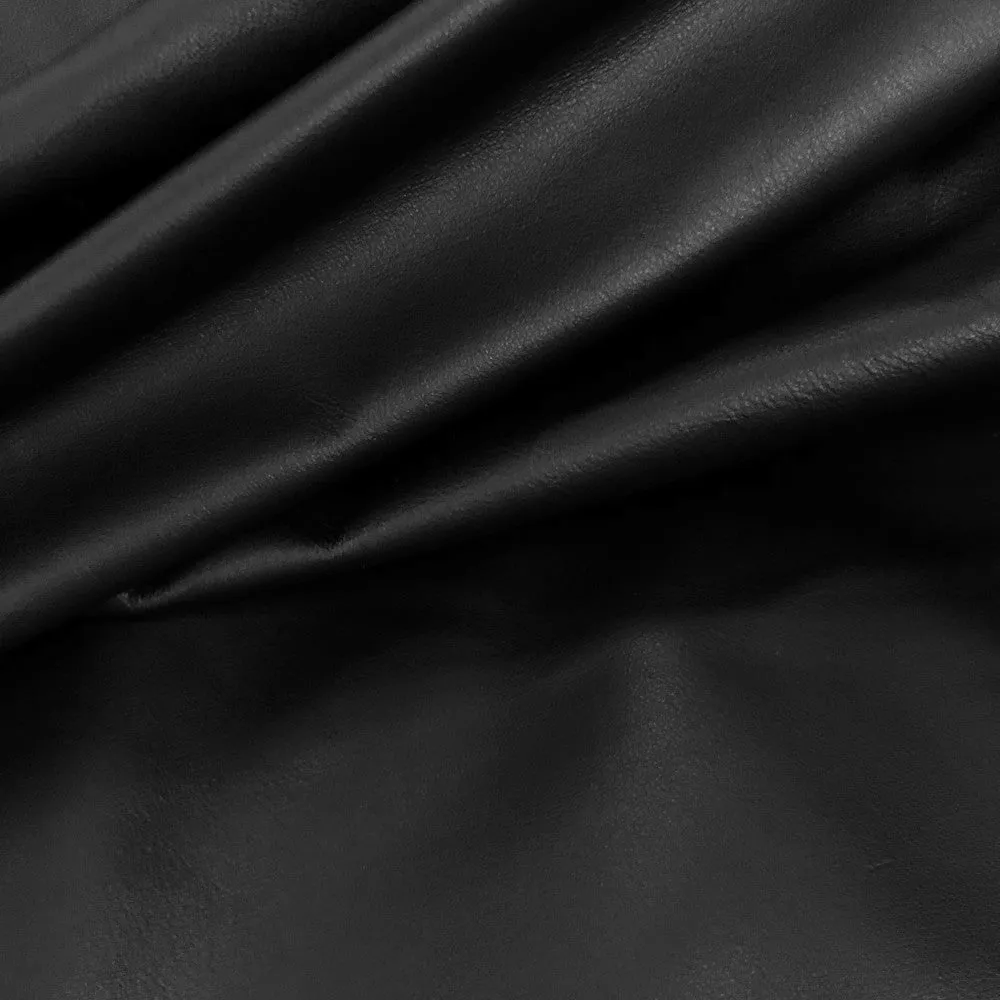 2oz (0.9mm) Black Fine Grain Cow Leather (per square foot)