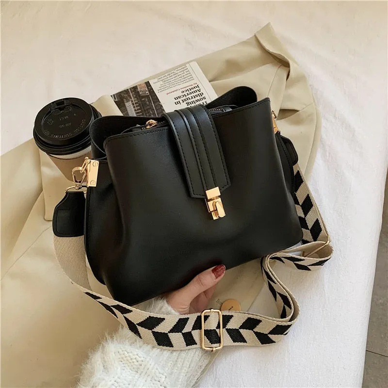 Christmas Gift Vintage Simple Small PU Leather Bucket Crossbody Bags For Women 2021 Designer Fashion Lady Luxury Black Shoulder Handbags