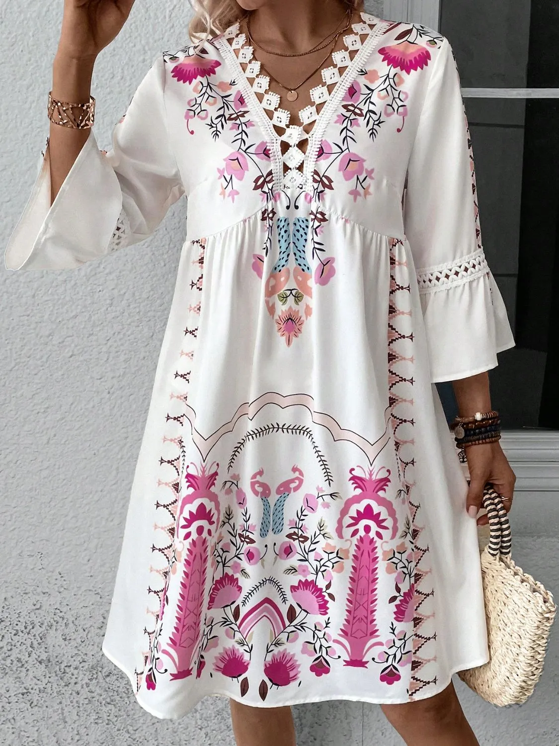 Lace Detail Floral Three-Quarter Sleeve Short Beach Dress