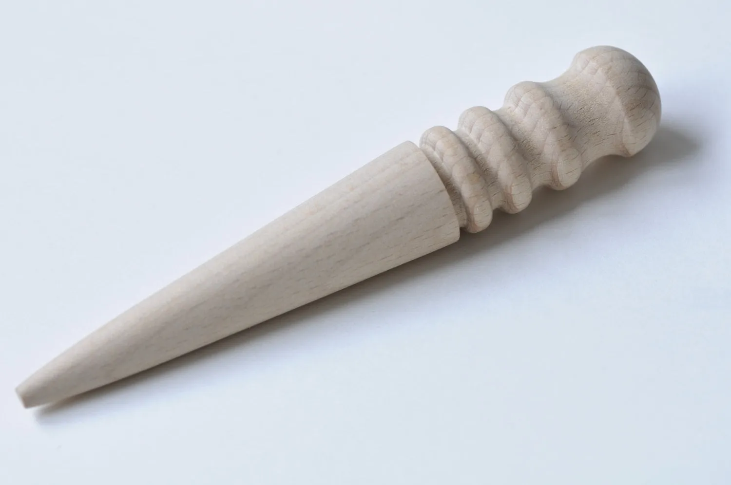 Wooden Burnisher Leather Tool A10891